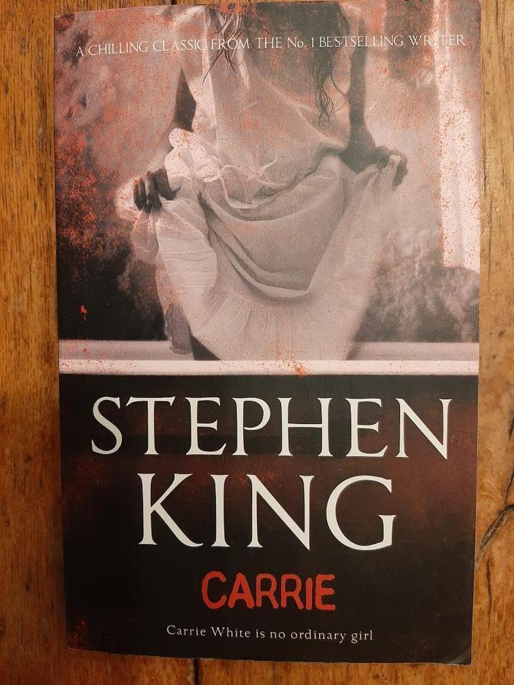 Carrie van Stephen King (Engels), Boeken, Thrillers, Zo goed als nieuw, Amerika, Ophalen of Verzenden