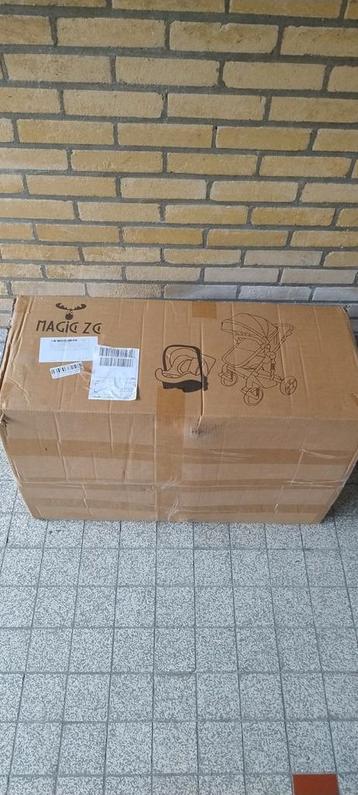 Nieuwe Baby Stroller - Nooit Geopend! beschikbaar voor biedingen