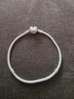 Mooie Pandora Armband met Bedels, Sieraden, Tassen en Uiterlijk, Armbanden, Ophalen of Verzenden, Zo goed als nieuw, Met bedels of kralen
