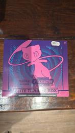 fusion strike elite trainer box etb, Cd's en Dvd's, Ophalen, Zo goed als nieuw