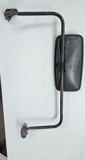 Daf 1600 spiegel en steun beschikbaar voor biedingen