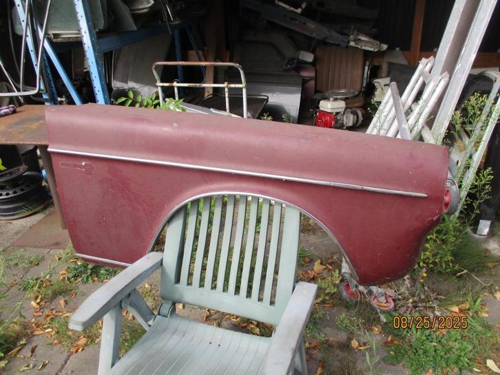 Voorscherm rechts volvo 164, Auto-onderdelen, Carrosserie en Plaatwerk, Spatbord, Voor, Rechts, Nieuw, Ophalen