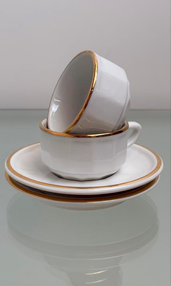 Vintage porseleinen Apilco France kop en schotel wit goud, Antiek en Kunst, Antiek | Servies los, Ophalen