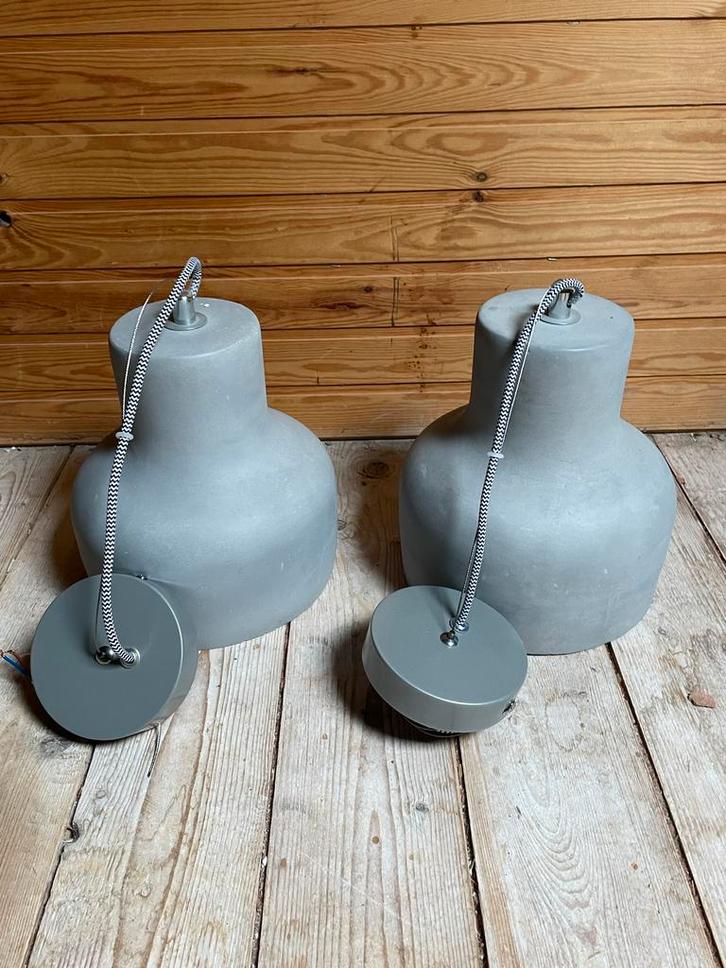 Industriële Cement Hanglamp - Xenos, Huis en Inrichting, Lampen | Hanglampen, Zo goed als nieuw, Minder dan 50 cm, Overige materialen