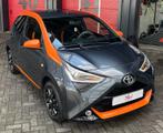 Toyota Aygo 1.0 Vvt-i 72pk 5D 2021 Grijs, Voorwielaandrijving, Stof, Zwart, 4 stoelen