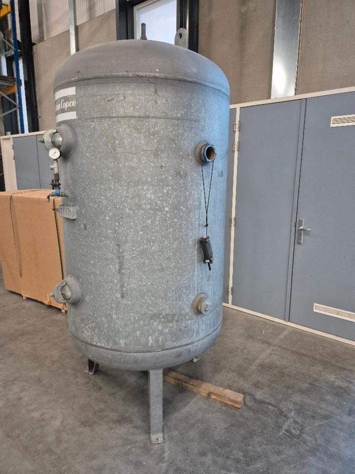 Persluchtketel 2000 L Atlas Copco drukvat, Zakelijke goederen, Machines en Bouw | Pompen en Compressoren, Ophalen
