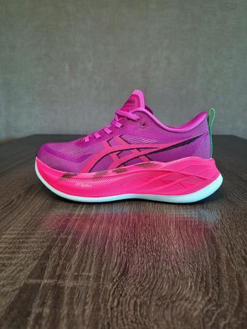 Asics Superblast 2 Maat 39 beschikbaar voor biedingen