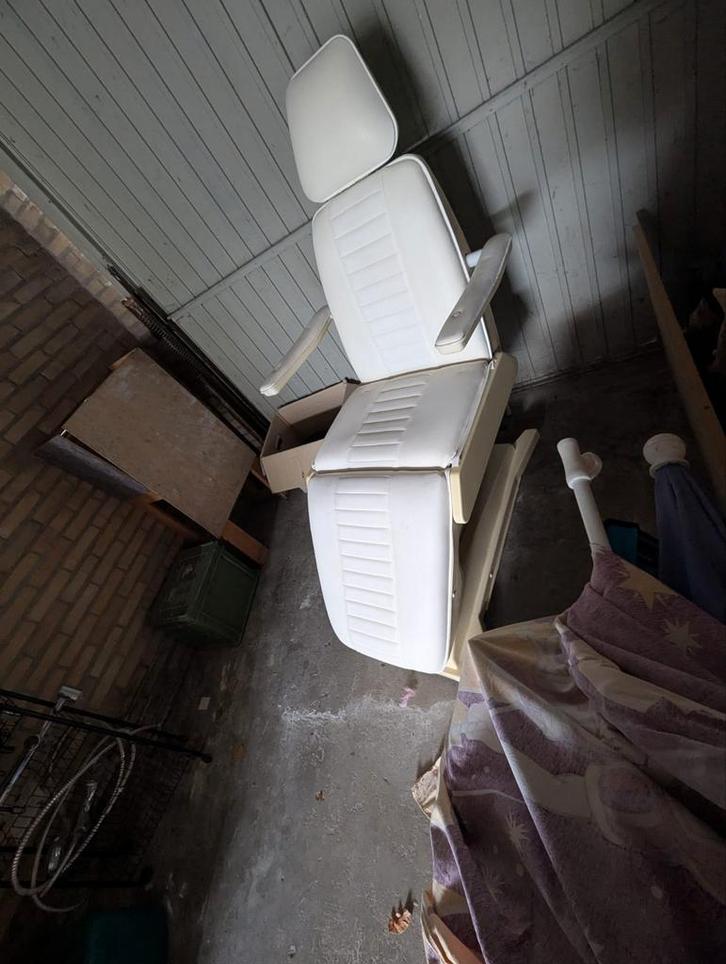 Behandelstoel - Professioneel Gebruik, Huis en Inrichting, Stoelen, Gebruikt, Eén, Kunststof, Leer, Metaal, Wit, Ophalen