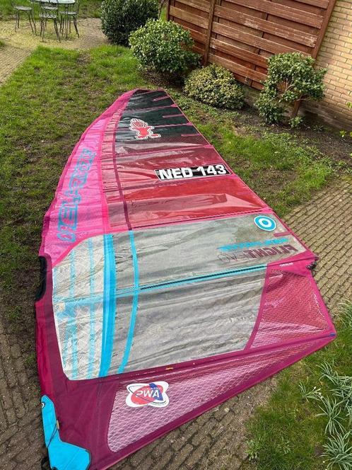 Neil pryde RS Flight Evo 9m2 TPX100 sdm 550 SB tailw, Watersport en Boten, Windsurfen, Zo goed als nieuw, Overige typen, Minder dan 250 cm