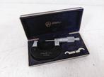 Mitutoyo micrometer 25-50[mm.] 0,01[mm.] in koffer., Doe-het-zelf en Verbouw, Meetapparatuur, Niet ingevuld, Gebruikt, Afstand