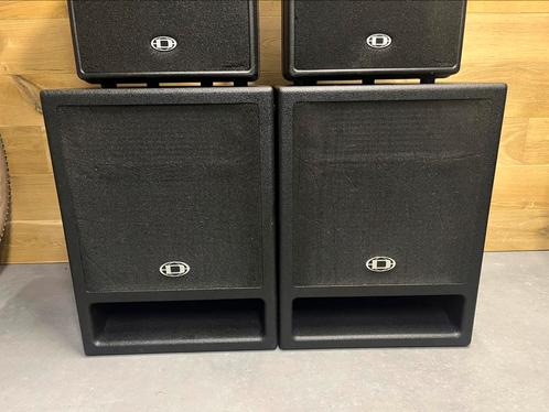 Dynacord D-lite Subs 118 en tops 15-3 Dlite luidsprekers, Audio, Tv en Foto, Professionele Audio-, Tv- en Video-apparatuur, Zo goed als nieuw