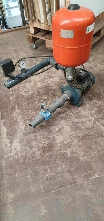 Zware waterpomp, Hydrofoorunit, capaciteit 15 m3 per uur ., Tuin en Terras, Waterpompen, Gebruikt, Elektrisch, Ophalen