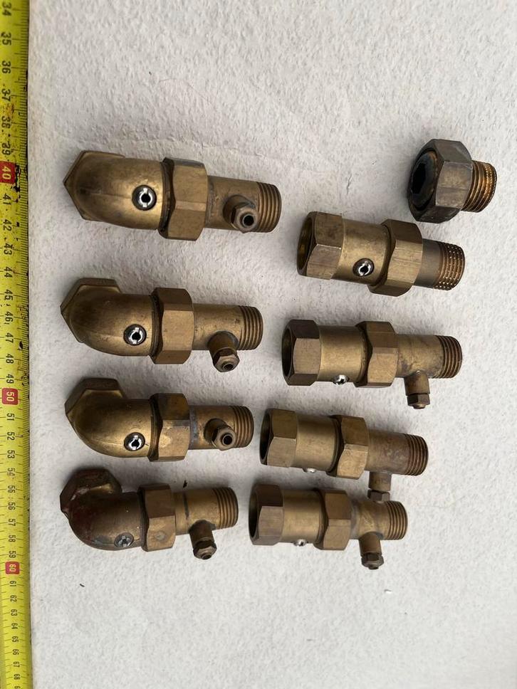 CV Koppelingen & Voetventielen - Recht & Haaks, messing., Doe-het-zelf en Verbouw, Buizen en Afvoer, Gebruikt, Overige typen, Overige materialen