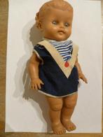 Vintage rubberen pop met matrozenjurkje, Verzamelen, Verzenden, Gebruikt, Pop