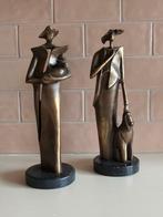 Twee mensfiguren met hond, Antiek en Kunst, Kunst | Beelden en Houtsnijwerken, Ophalen of Verzenden