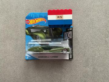 Hot Wheels Custom Cadillac Fleetwood - GHD30 - Nieuw ! beschikbaar voor biedingen