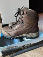 BUITENKANS TE KOOP MEINDL MATREI GTX DONKERBRUIN MAAT 40, Sport en Fitness, Bergsport en Wandelen, Ophalen, Zo goed als nieuw