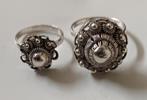 2 Antiek zilveren zeeuwse knop/knoop ringen, 18 tot 19, Gebruikt, Ophalen of Verzenden, Dame of Heer