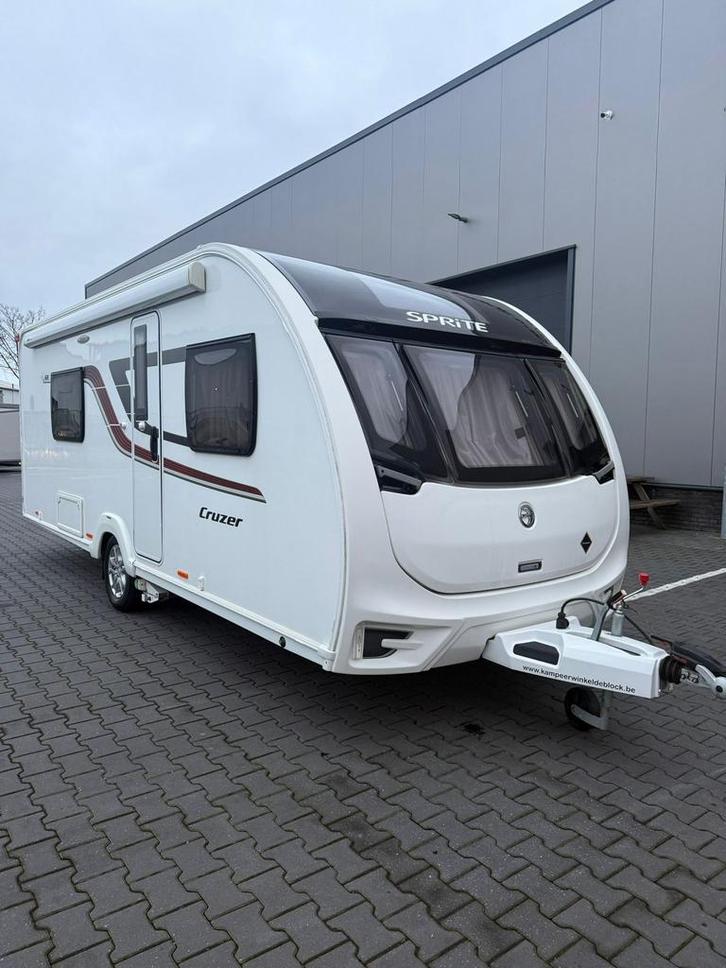Sprite Cruzer 492 SR 2016 Incl mover-luifel-voortent enz, Caravans en Kamperen, Caravans, Particulier, tot en met 4, 1250 - 1500 kg