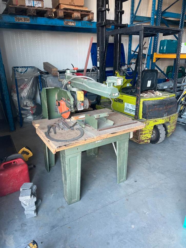 DeWalt Radiaalzaag 1600, Doe-het-zelf en Verbouw, Gereedschap | Zaagmachines, Gebruikt, Afkortzaag, 1200 watt of meer, 70 mm of meer