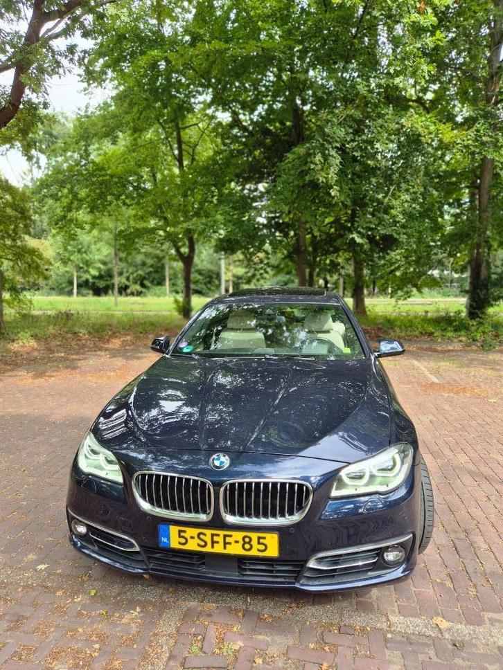 BMW 5-Serie 528i Luxe High Executive Edition Aut8 2013 Blauw, Auto's, BMW, Particulier, 5-Serie, 360° camera, ABS, Achteruitrijcamera