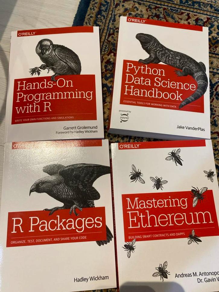 Boeken over R, Python en Ethereum, Boeken, Informatica en Computer, Zo goed als nieuw, Programmeertaal of Theorie, Ophalen of Verzenden