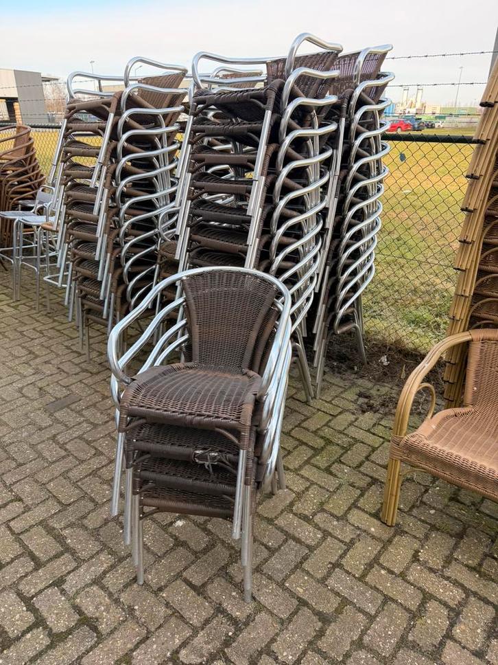 Stapelbare stoelen aluminium terrasstoelen wicker terras, Tuin en Terras, Tuinstoelen, Gebruikt, Aluminium, Stapelbaar, Ophalen of Verzenden