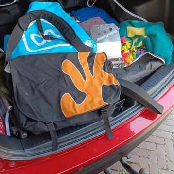 Crumpler Schoudertas zie alle foto's  beschikbaar voor biedingen