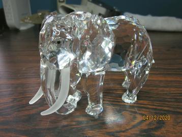 Swarovski jaarstuk Olifant incl. certificaat & orginele doos beschikbaar voor biedingen