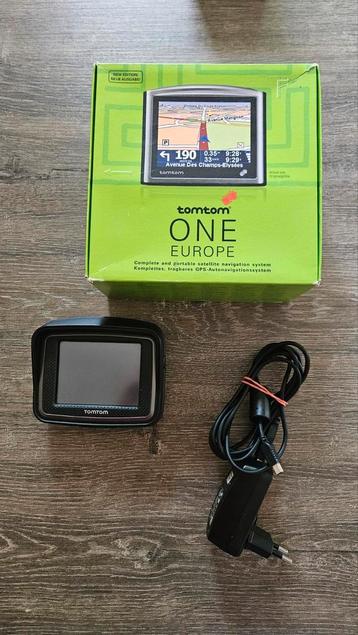 Motor TomTom ONE navigatie helaas stuk voor een handige pers beschikbaar voor biedingen