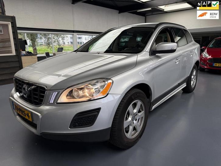 Volvo XC60 2.0T Momentum |Trekhaak|Leder|NAP|, Auto's, Volvo, Bedrijf, Te koop, XC60, ABS, Achteruitrijcamera, Airbags, Airconditioning