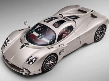 Pocher 1:8 Pagani Utopia Coupé nieuw in de ongeopende doos beschikbaar voor biedingen