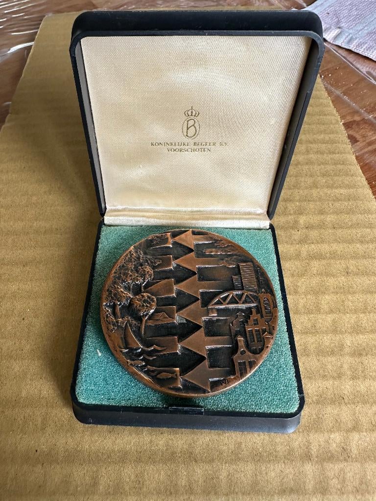 ANWB Wegenwacht penning. A.N.W.B. 100 jarig bestaan., Verzamelen, Merken en Reclamevoorwerpen, Gebruikt, Reclamebord, Ophalen of Verzenden