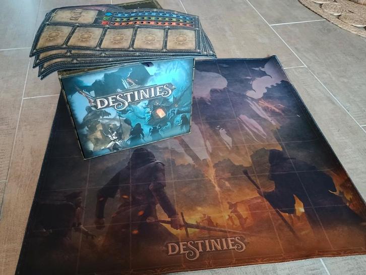 Destinies All in, Hobby en Vrije tijd, Gezelschapsspellen | Bordspellen, Zo goed als nieuw, Ophalen of Verzenden