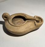 Oud keramiek olielampje, Antiek en Kunst, Antiek | Keramiek en Aardewerk, Ophalen of Verzenden