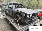 BMW e30 318is coupe 1990 project. sport interieur etc, Auto's, Gebruikt, 1796 cc, Zwart, 1200 kg