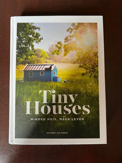 Monique van Orden - Tiny Houses, Boeken, Mode, Zo goed als nieuw, Ophalen of Verzenden