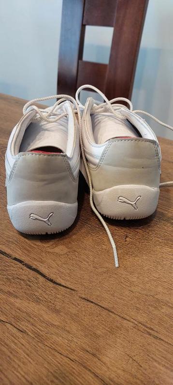 Witte Puma Ferrari Heren Sneakers beschikbaar voor biedingen