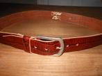 Bruine leren riem met een oud zilveren gesp, 80 tot 90 cm, Verzenden, Echt leder, Nieuw