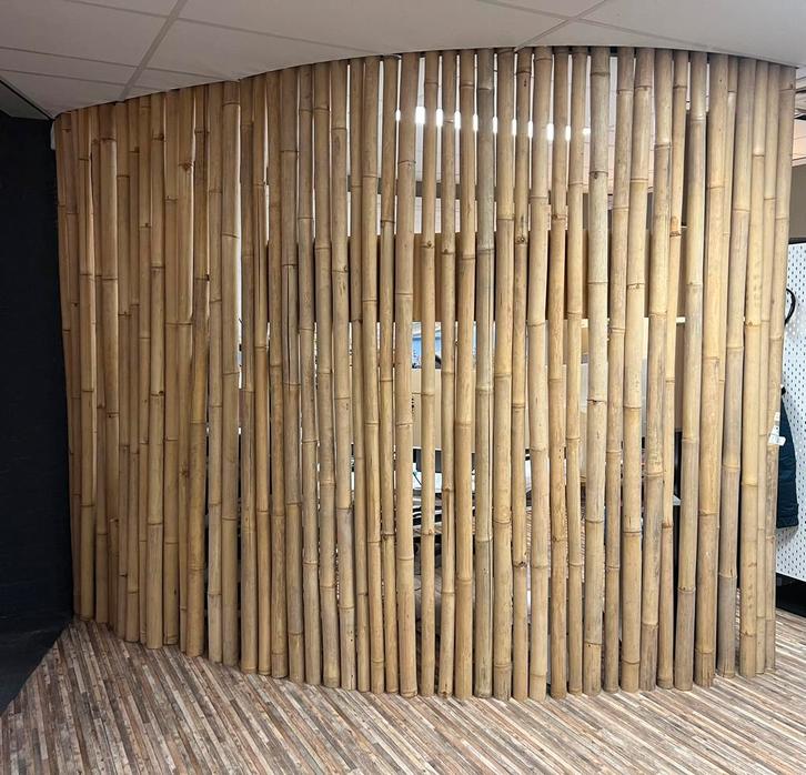 DIKKE BAMBOE STOKKEN /PALEN 3mtr, Tuin en Terras, Schuttingen, Gebruikt, Overige materialen, 2 meter of meer, Minder dan 3 meter