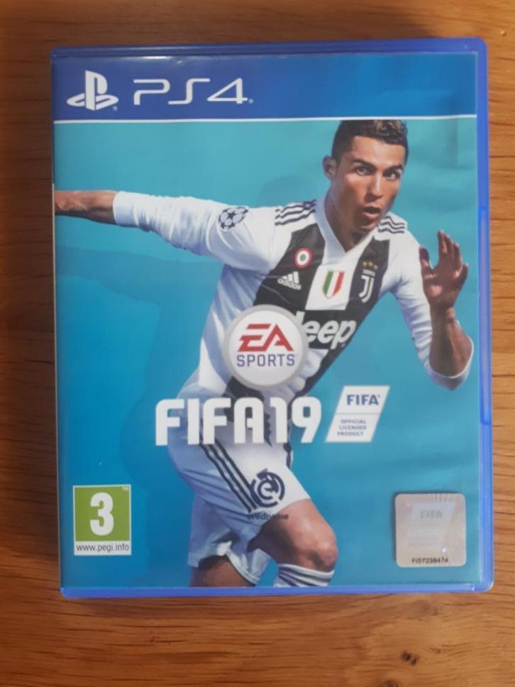 Fifa 19 (PS4 game), Spelcomputers en Games, Games | Sony PlayStation 4, Zo goed als nieuw, Sport, 2 spelers, Vanaf 3 jaar, Online