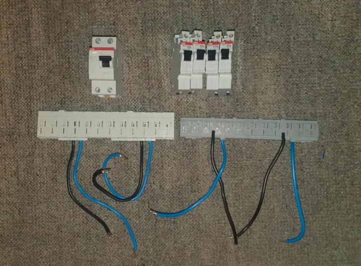 ABB schakelmateriaal, Doe-het-zelf en Verbouw, Elektra en Kabels, Gebruikt, Overige typen, Ophalen of Verzenden