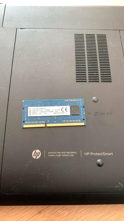 Kapotte laptop verkoop voor onderdelen, Computers en Software, Windows Laptops, Zo goed als nieuw, Ophalen of Verzenden