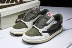 Jordan 1 Retro Low OG SP Travis Scott Medium Olive, Kleding | Heren, Schoenen, Ophalen of Verzenden, Nieuw, Overige kleuren