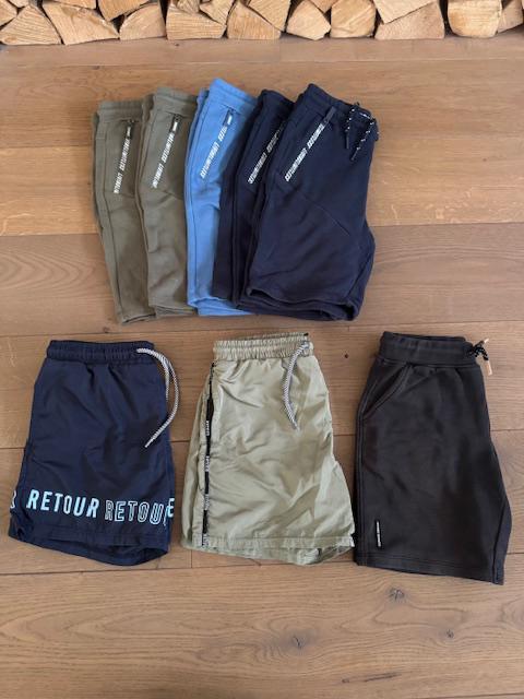 Joggingbroeken en zwembroeken, jongen, mt 140. Nieuwstaat!, Kinderen en Baby's, Kinderkleding | Maat 140, Zo goed als nieuw, Jongen