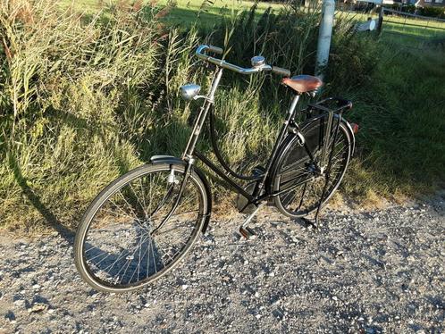 Vintage Batavus opoefiets,  rijklaar., Fietsen en Brommers, Fietsen | Dames | Omafietsen, Zo goed als nieuw, Handrem, Ophalen