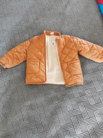 Tussen jas Hema beschikbaar voor biedingen