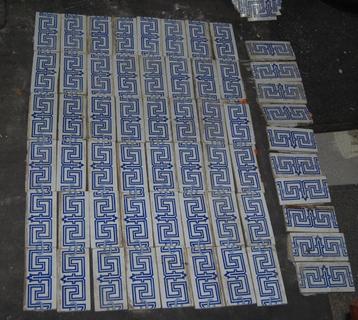 Antieke Maastricht wandtegels 1900's Grieks decor blauw wit beschikbaar voor biedingen