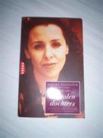 Gestolen dochters, Ophalen of Verzenden, Zo goed als nieuw