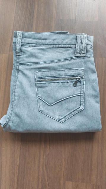 Miss here and there - Grijze broek maat 164 beschikbaar voor biedingen